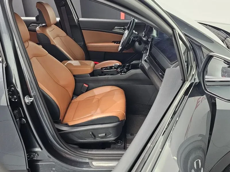 Kia Sportage LPG 2.0 2WD, снимка 9 - Автомобили и джипове - 56582935