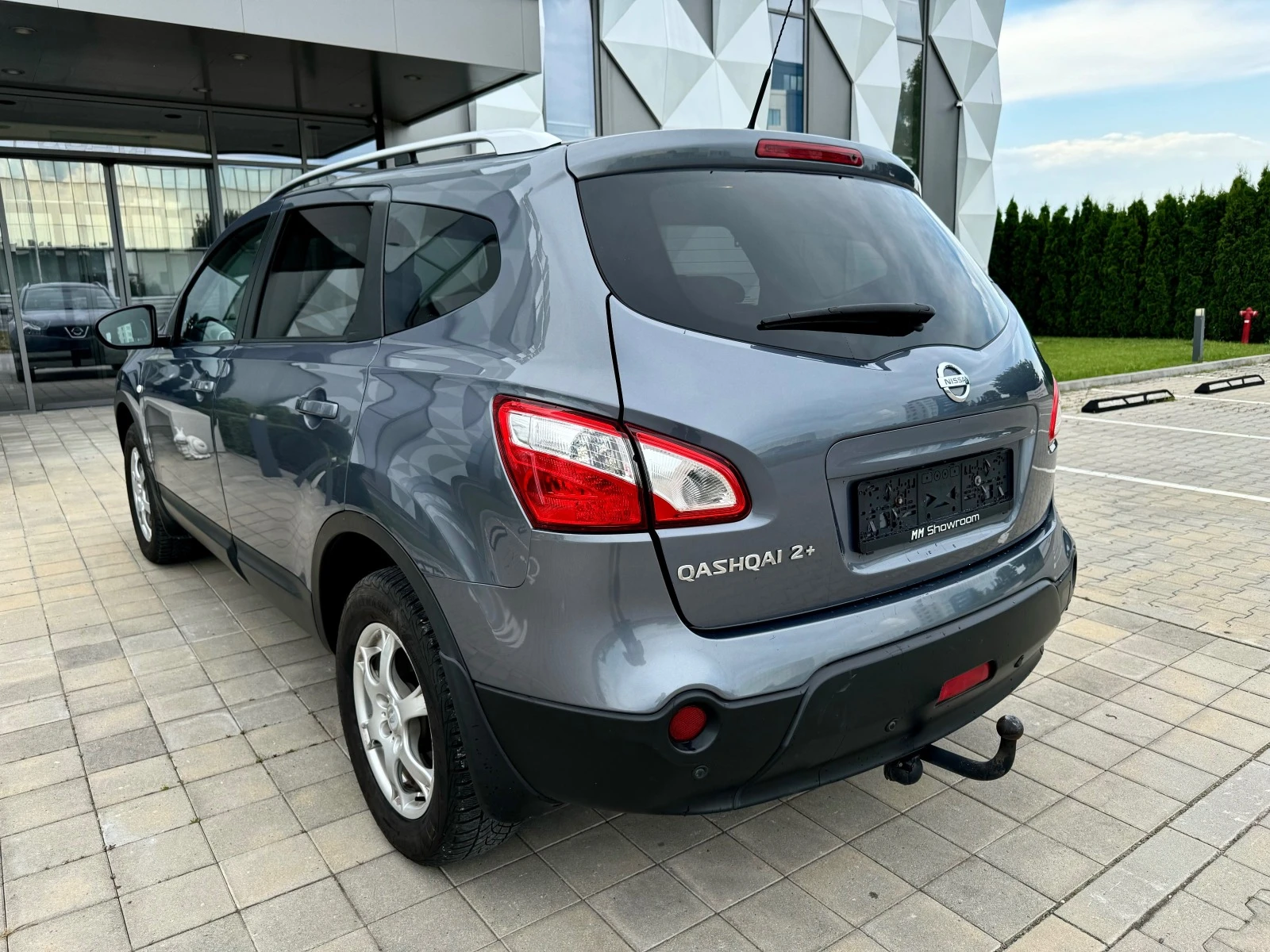 Nissan Qashqai 2.0I-7места-КЛИМАТРОНИК-АВТОПИЛОТ-ПАРКТРОНИК- - изображение 7