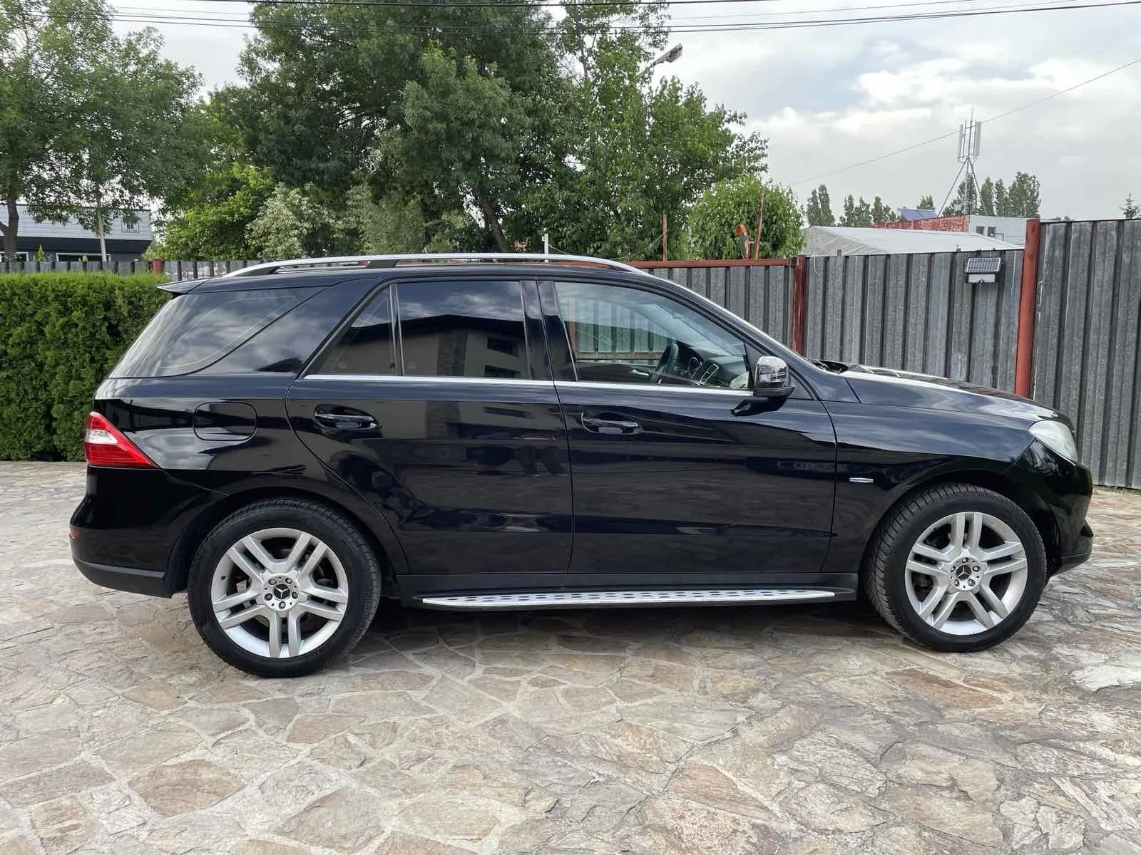 Mercedes-Benz ML 350  - изображение 5