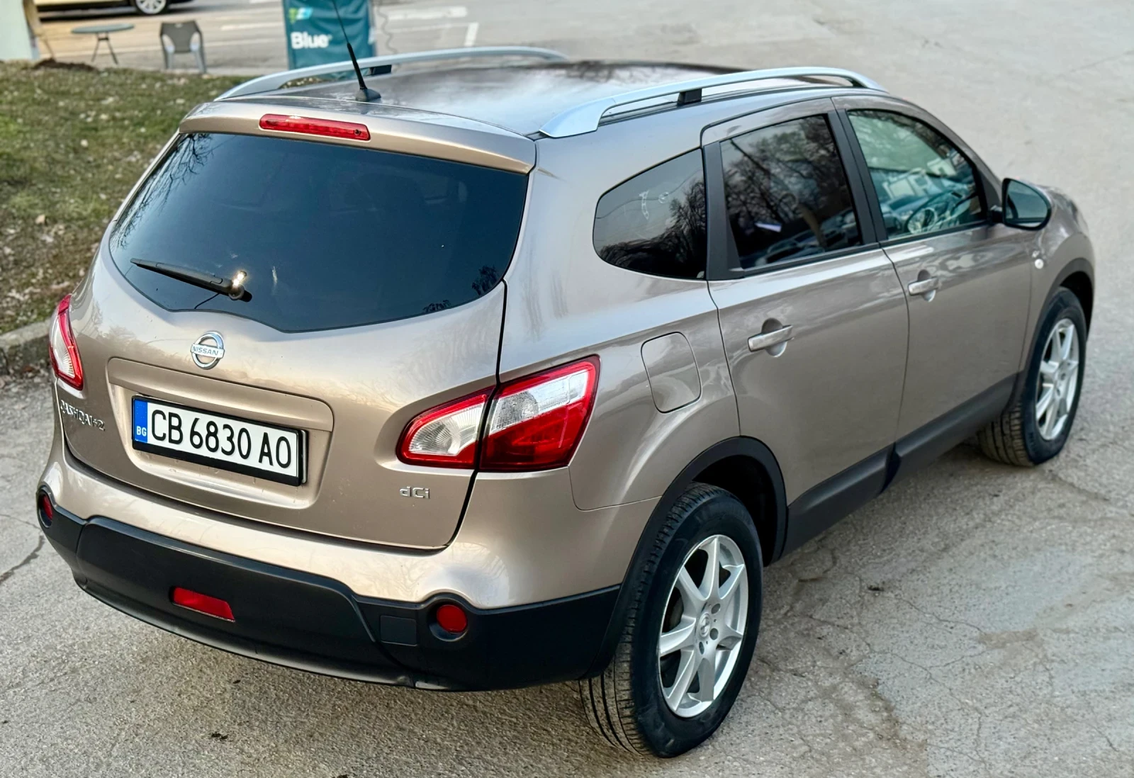 Nissan Qashqai 7MESTA PANORAMA 4х4 - изображение 3