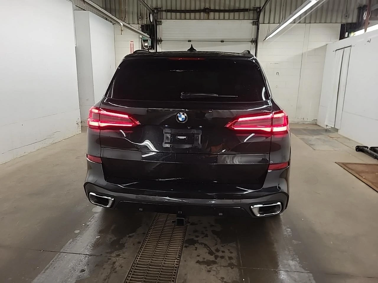 BMW X5 Xdrive40i* Sport-PKG* 360Cam* Pano* Black-Leather* - изображение 4