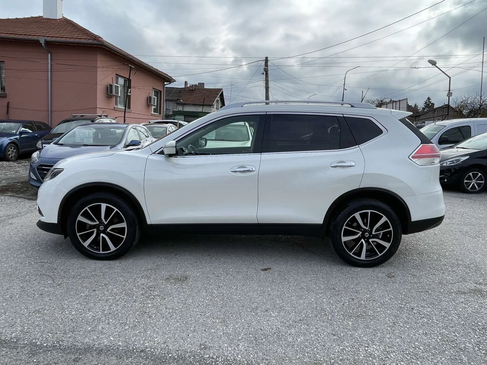 Nissan X-trail 1.6DCI-AВТОМАТ.ПАНОРАМА.7М.-ЛИЗИНГ - изображение 8