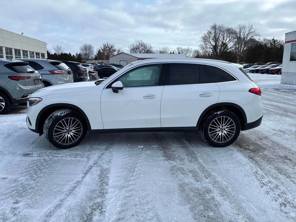 Mercedes-Benz GLC 300 * CARFAX * ПОДГРЕВИ* ШИБИДАХ - изображение 3