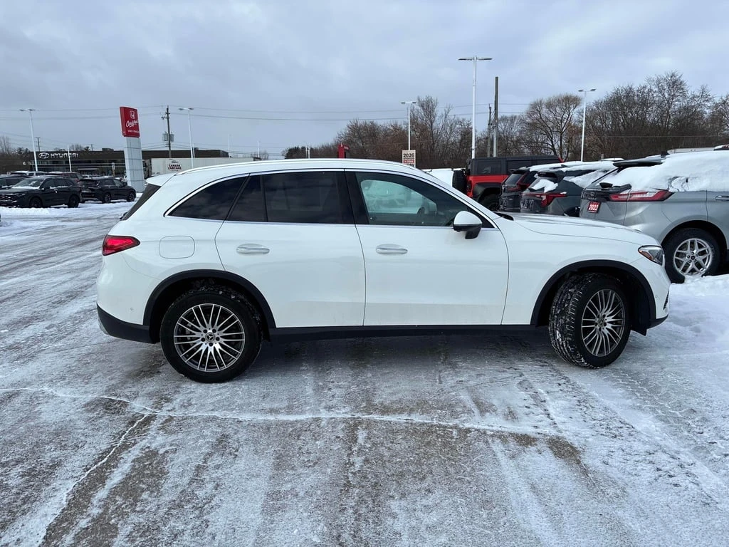 Mercedes-Benz GLC 300 * CARFAX * ПОДГРЕВИ* ШИБИДАХ - изображение 4