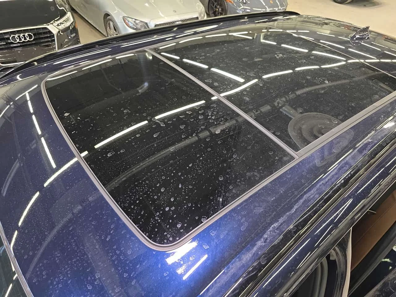 BMW X5  xDrive40i | SWAROVSKI | LAZER | CARFAX - изображение 5