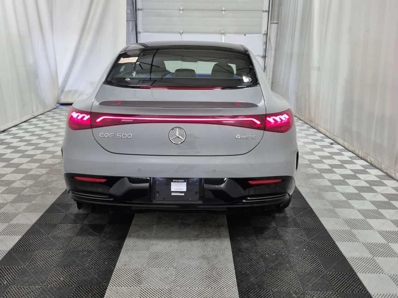 Mercedes-Benz EQE 500| NARDO| BURMESTER| ПАНО| 2 КЛЮЧА| ОБДУХВАНЕ, снимка 8 - Автомобили и джипове - 54227664