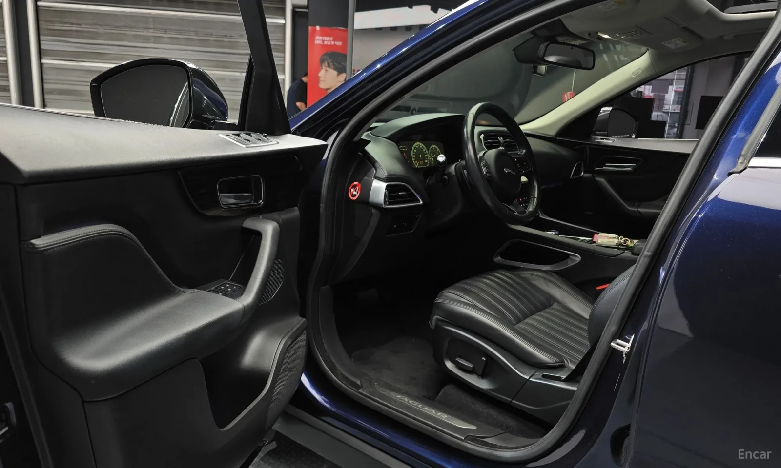 Jaguar F-PACE 2.0D* PORTFOLIO* , снимка 10 - Автомобили и джипове - 55049738