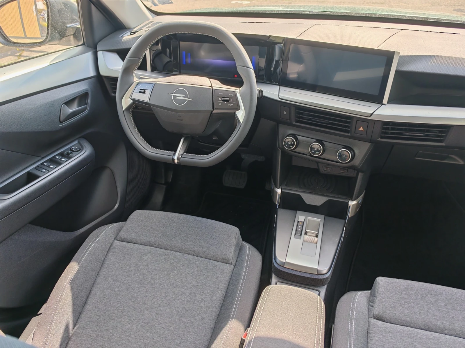 Opel Frontera 2490Евро за получаване, 1.2 Turbo Hybrid, снимка 10 - Автомобили и джипове - 55216902