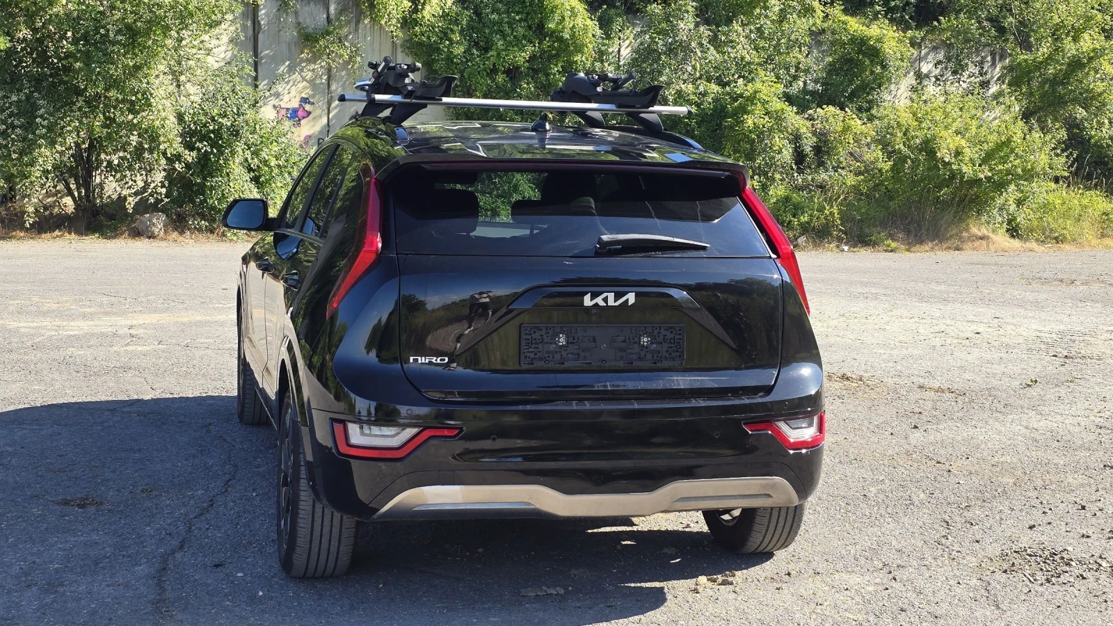 Kia Niro, снимка 3 - Автомобили и джипове - 55236495