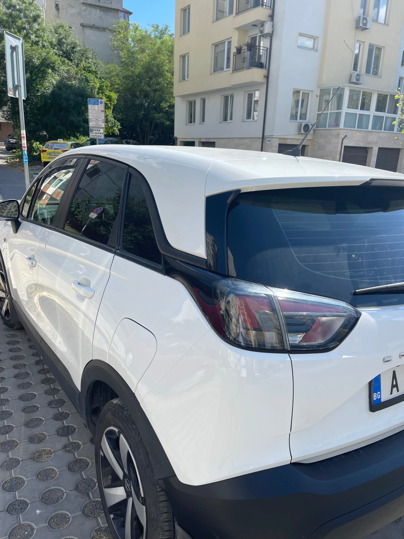 Opel Crossland X, снимка 3 - Автомобили и джипове - 55664922