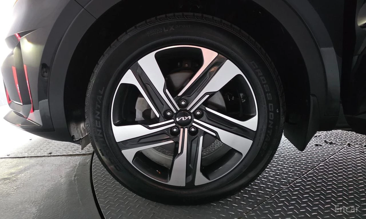 Kia Sorento HYBRID* PRESTIGE* ОБДУХВАНЕ* LANE* ASSIST* 360КАМЕ, снимка 5 - Автомобили и джипове - 55775780