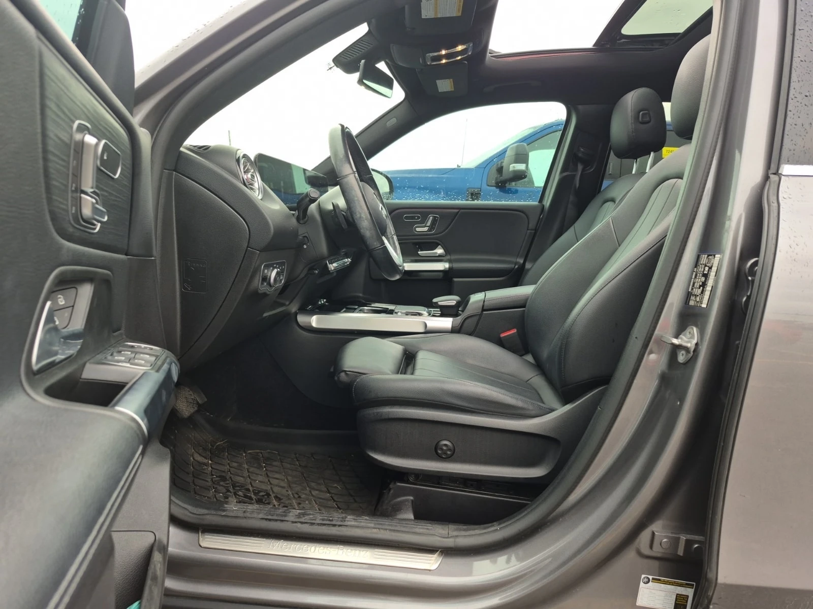 Mercedes-Benz GLB 250  250 4MATIC SPORT UTILITY 4D / АВТОКРЕДИТ, снимка 5 - Автомобили и джипове - 56023191