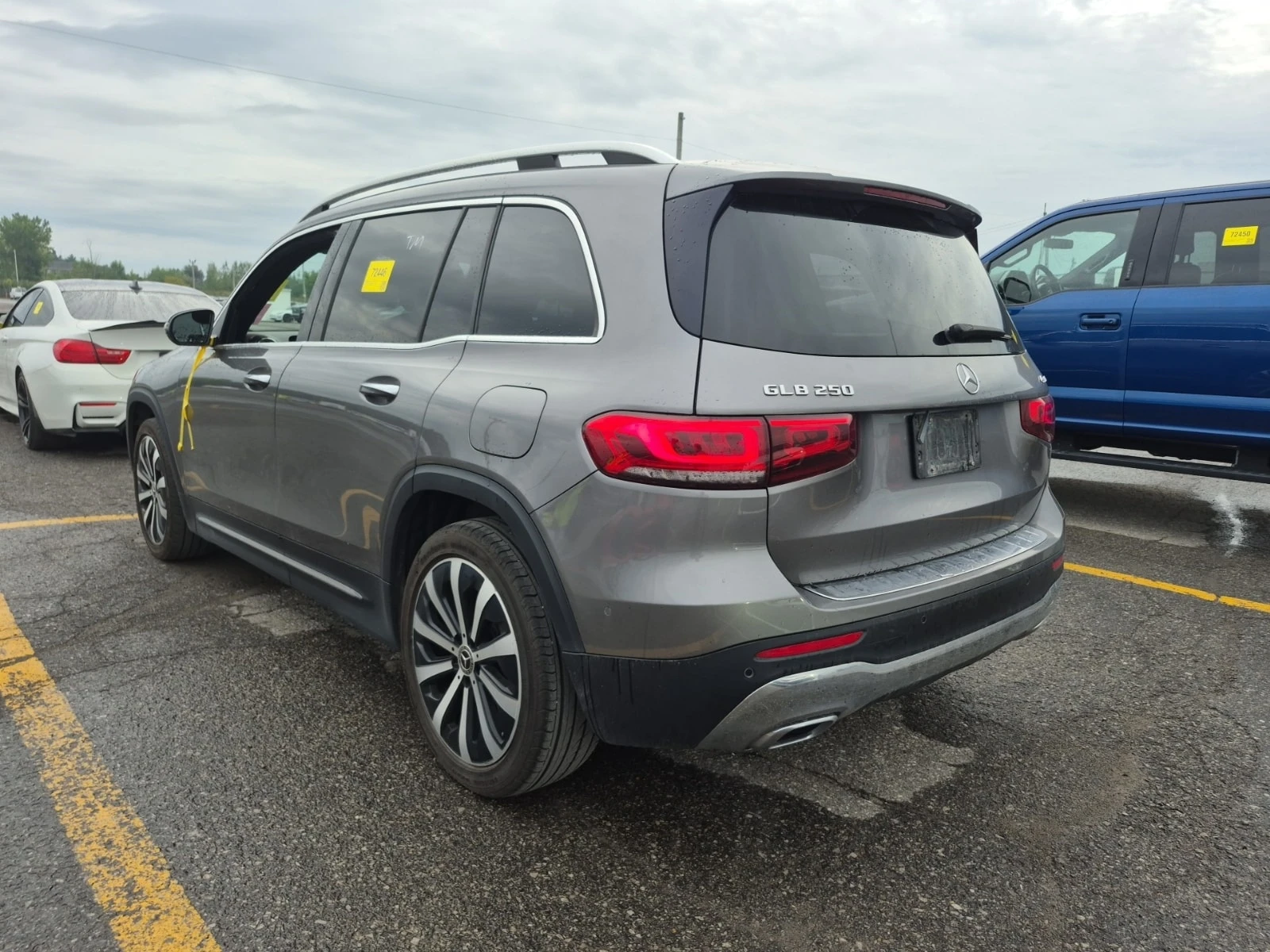 Mercedes-Benz GLB 250  250 4MATIC SPORT UTILITY 4D / АВТОКРЕДИТ, снимка 4 - Автомобили и джипове - 56023191