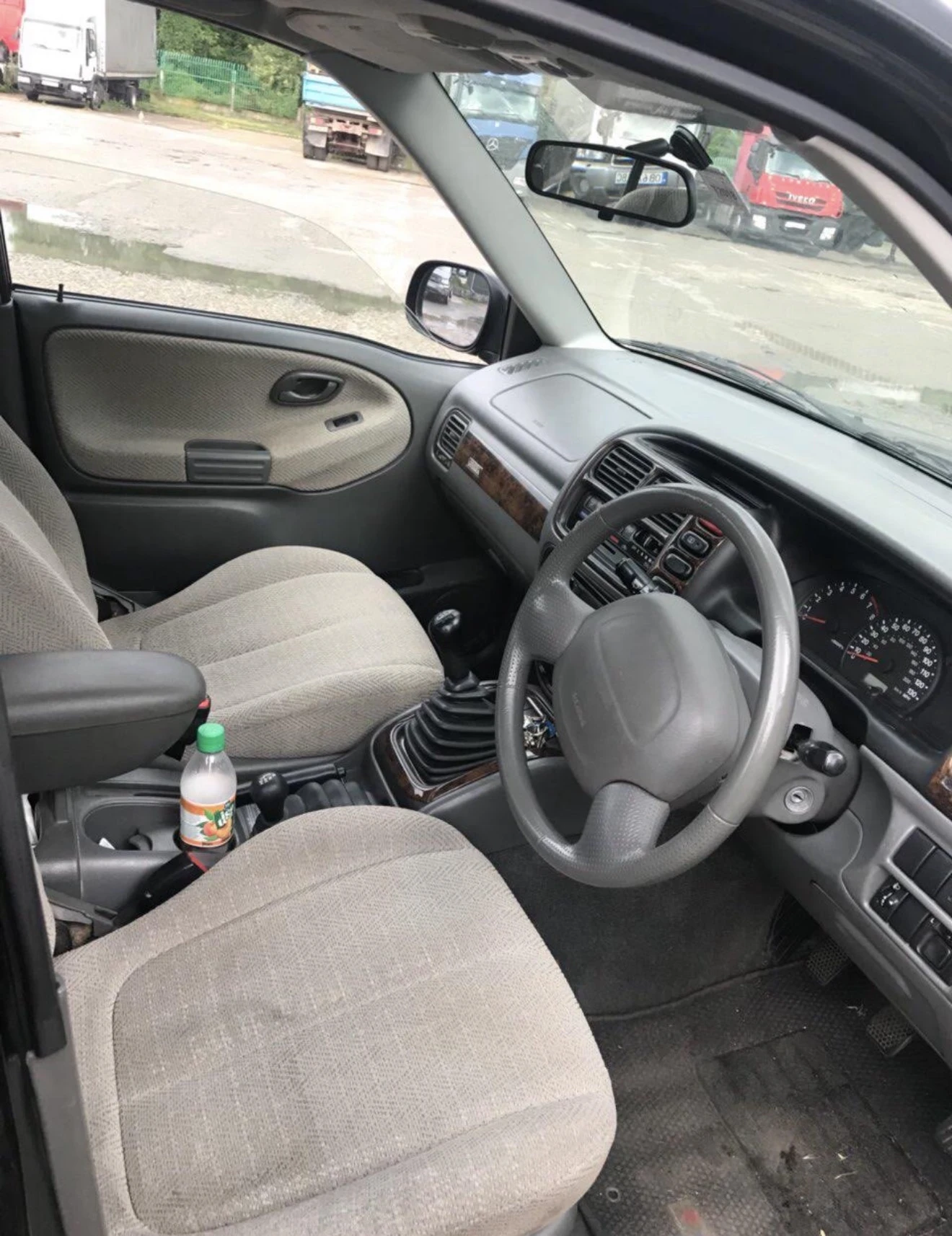 Suzuki Grand vitara 2.5, снимка 3 - Автомобили и джипове - 56348342