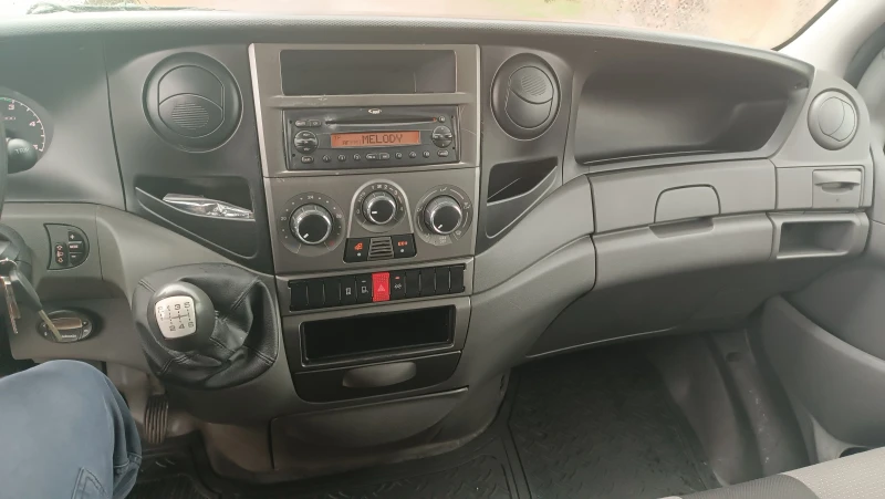 Iveco 35s13 2.3D MAXI база, хладилен, снимка 13 - Бусове и автобуси - 52577435