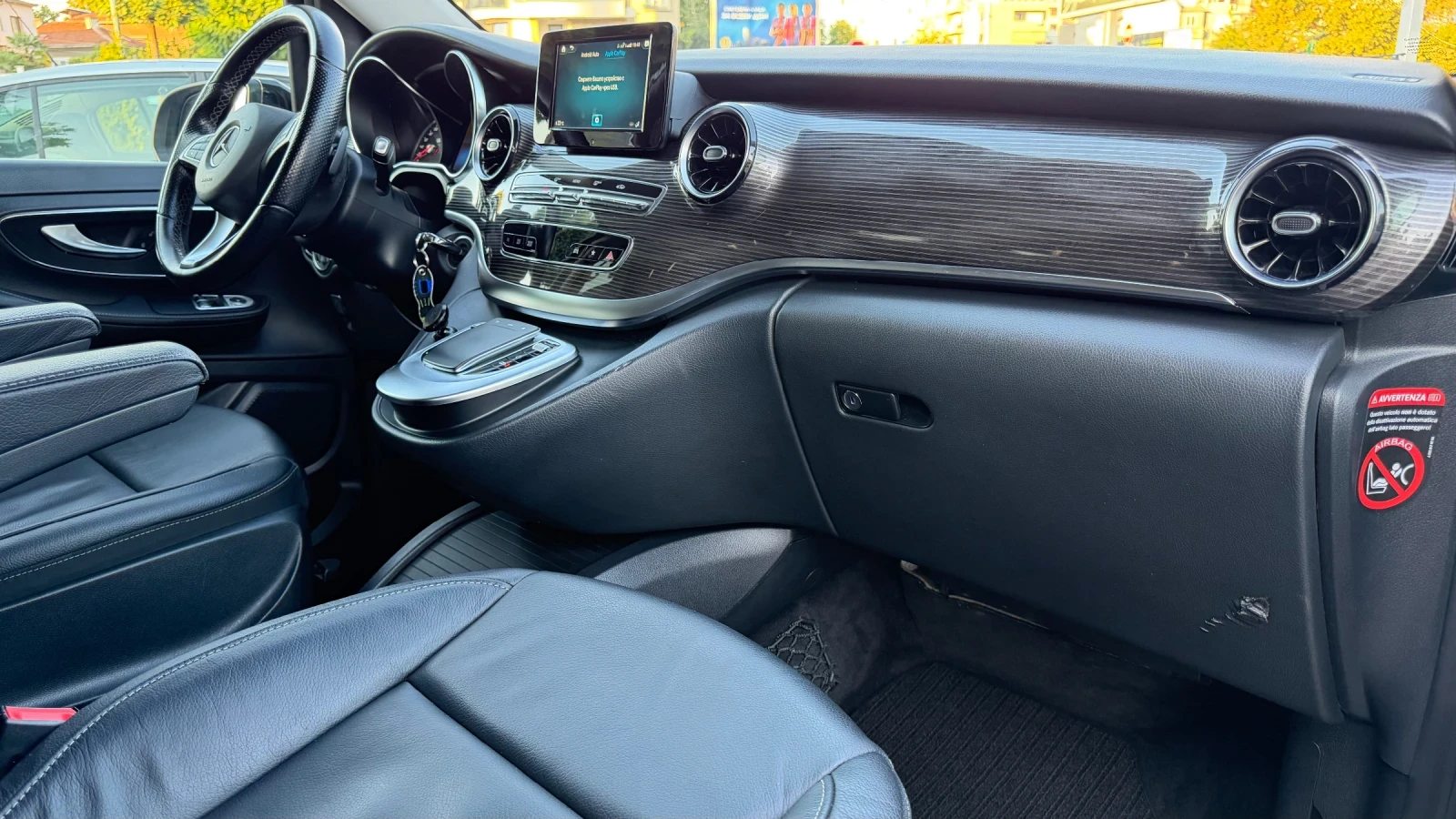 Mercedes-Benz V 250 654, 10/2022, car play, снимка 12 - Бусове и автобуси - 55852724
