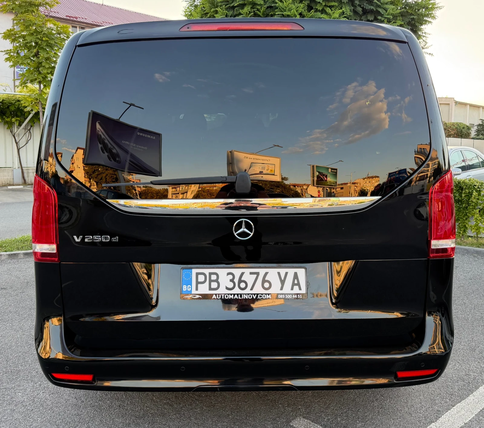 Mercedes-Benz V 250 654, 10/2022, car play, снимка 5 - Бусове и автобуси - 55852724