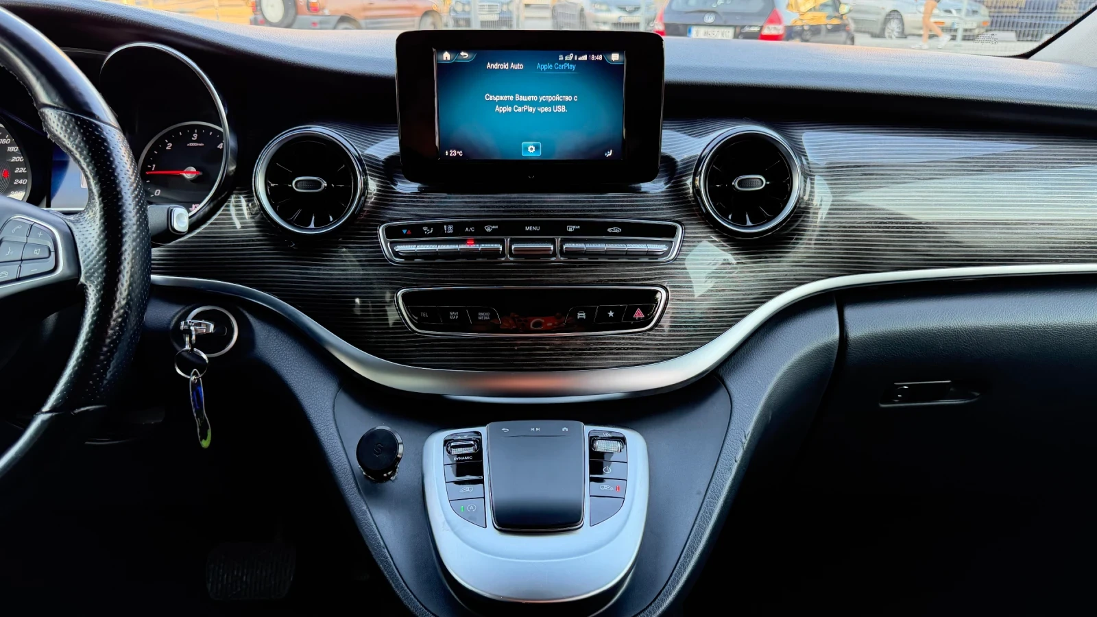 Mercedes-Benz V 250 654, 10/2022, car play, снимка 9 - Бусове и автобуси - 55852724