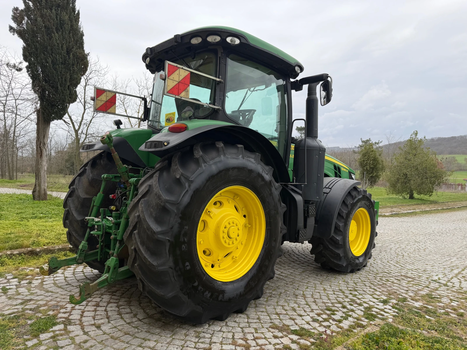 ������� John Deere 8285R POWER SHIFT ��������� ������ | Mobile.bg � ����������� 8