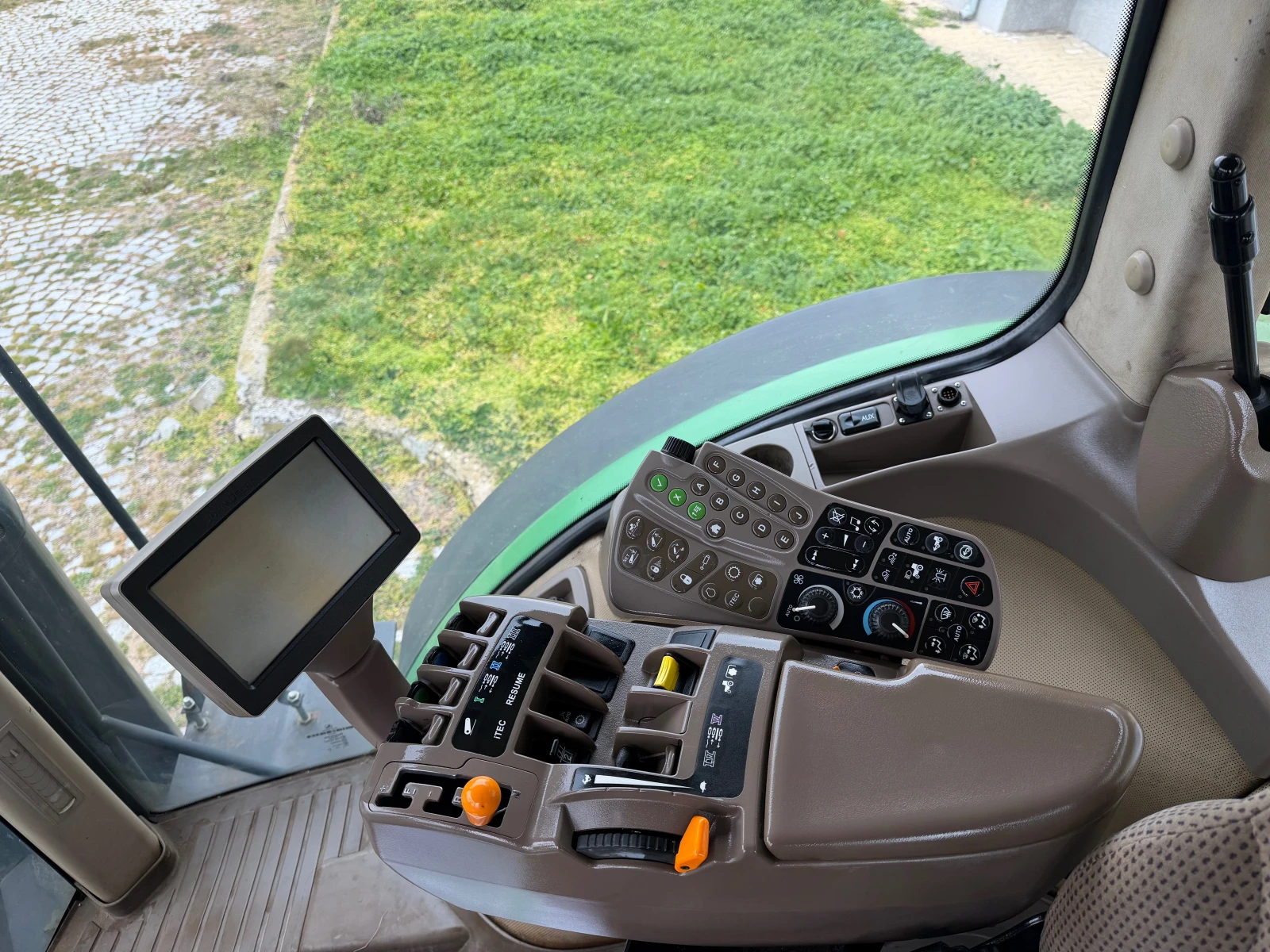 ������� John Deere 8285R POWER SHIFT ��������� ������ | Mobile.bg � ����������� 13