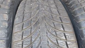 Гуми Зимни 235/60R17, снимка 6