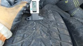 Гуми Зимни 235/60R17, снимка 5