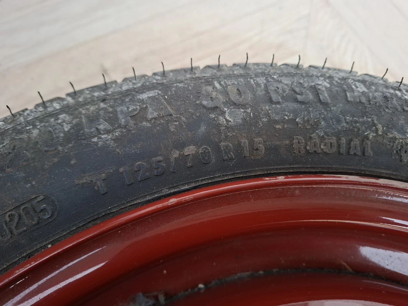 ���� � ������ 125/70R15 �� Suzuki Swift | Mobile.bg � ����������� 3