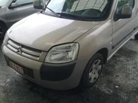 Citroen Berlingo 1.4 i /1.6 HDI/1.9D , снимка 8