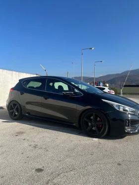Kia Ceed GT 1.6T GDi, снимка 3
