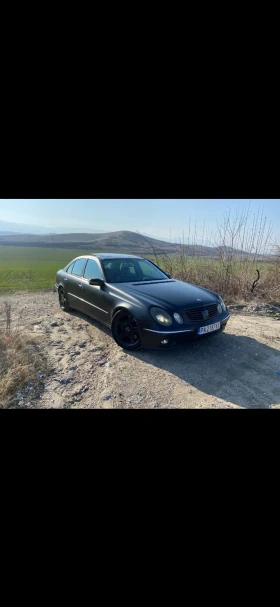 Mercedes-Benz E 500, снимка 6