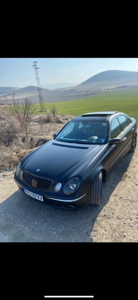 Mercedes-Benz E 500, снимка 2