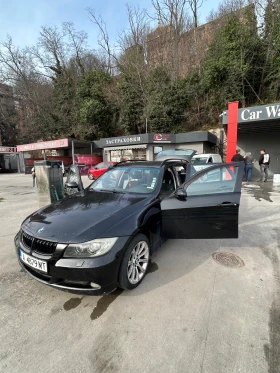     BMW 320