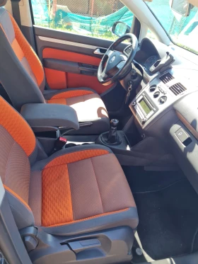 Обява за продажба на VW Touran Cross ~9 999 лв. - изображение 6
