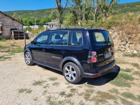 Обява за продажба на VW Touran Cross ~9 999 лв. - изображение 2