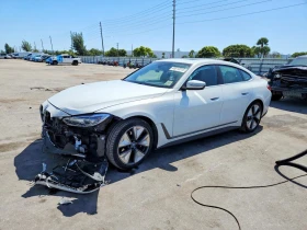 BMW i4  xDrive40 / Carfax / Автокредит 