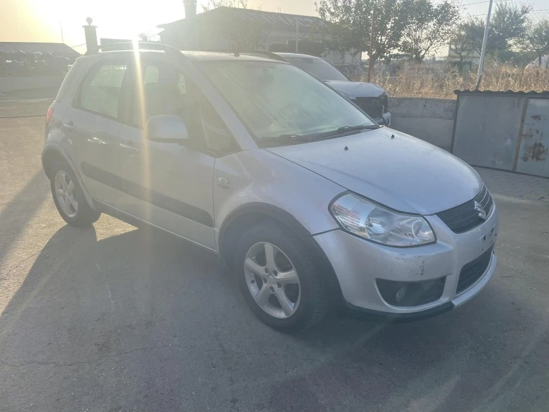 Suzuki SX4 1.6, снимка 2 - Автомобили и джипове - 42660168