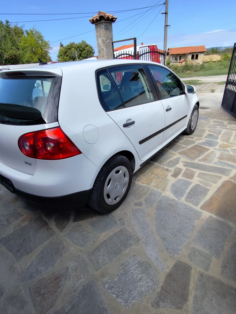 VW Golf 1.9 TDI, снимка 4 - Автомобили и джипове - 47257896