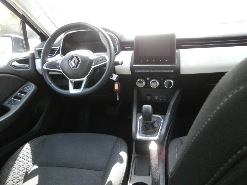 Renault Clio 1.6 Aut.E-tech/Hybrid, снимка 13 - Автомобили и джипове - 47449459