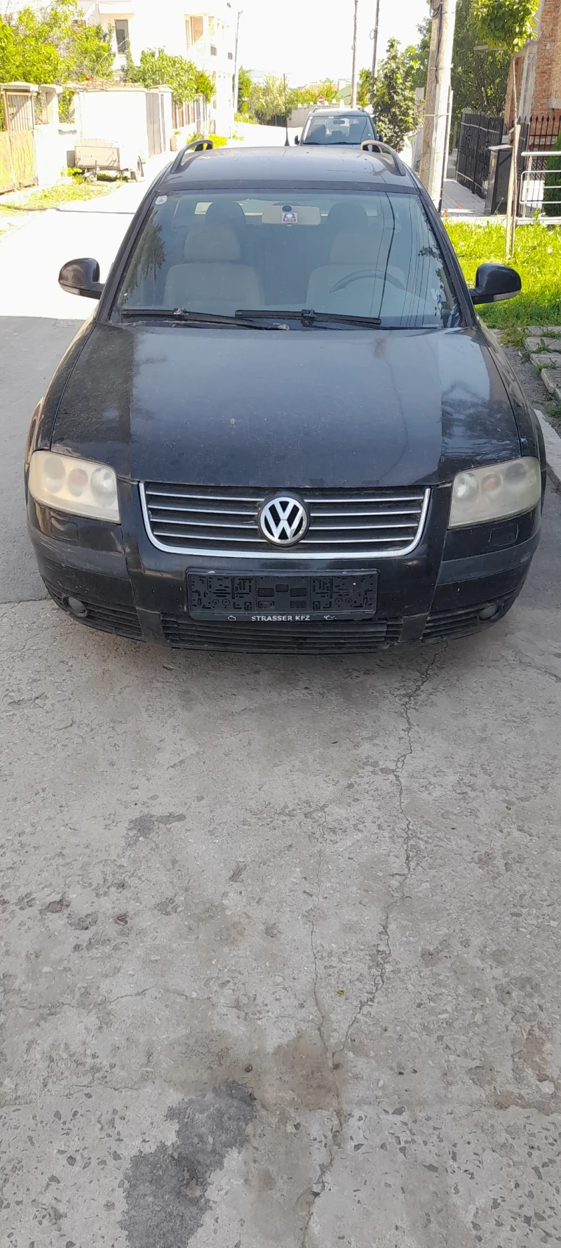 VW Passat комби, снимка 1 - Автомобили и джипове - 47525433