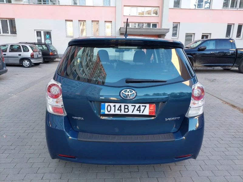 Toyota Verso 2.0 D4D 126к.с., снимка 7 - Автомобили и джипове - 47681252