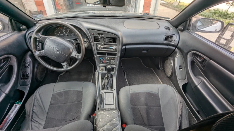 Toyota Celica, снимка 8 - Автомобили и джипове - 49148051