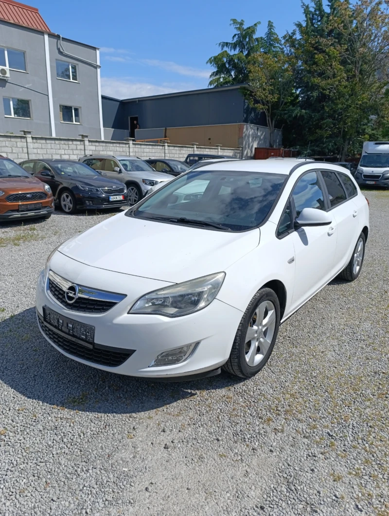 Opel Astra Sports Taurer, снимка 7 - Автомобили и джипове - 52884228
