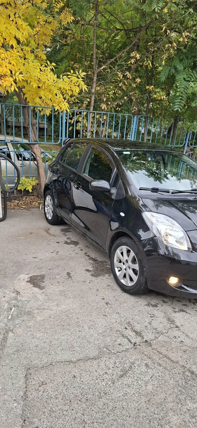 Toyota Yaris 1.3 vvti lpg, снимка 5 - Автомобили и джипове - 52809223