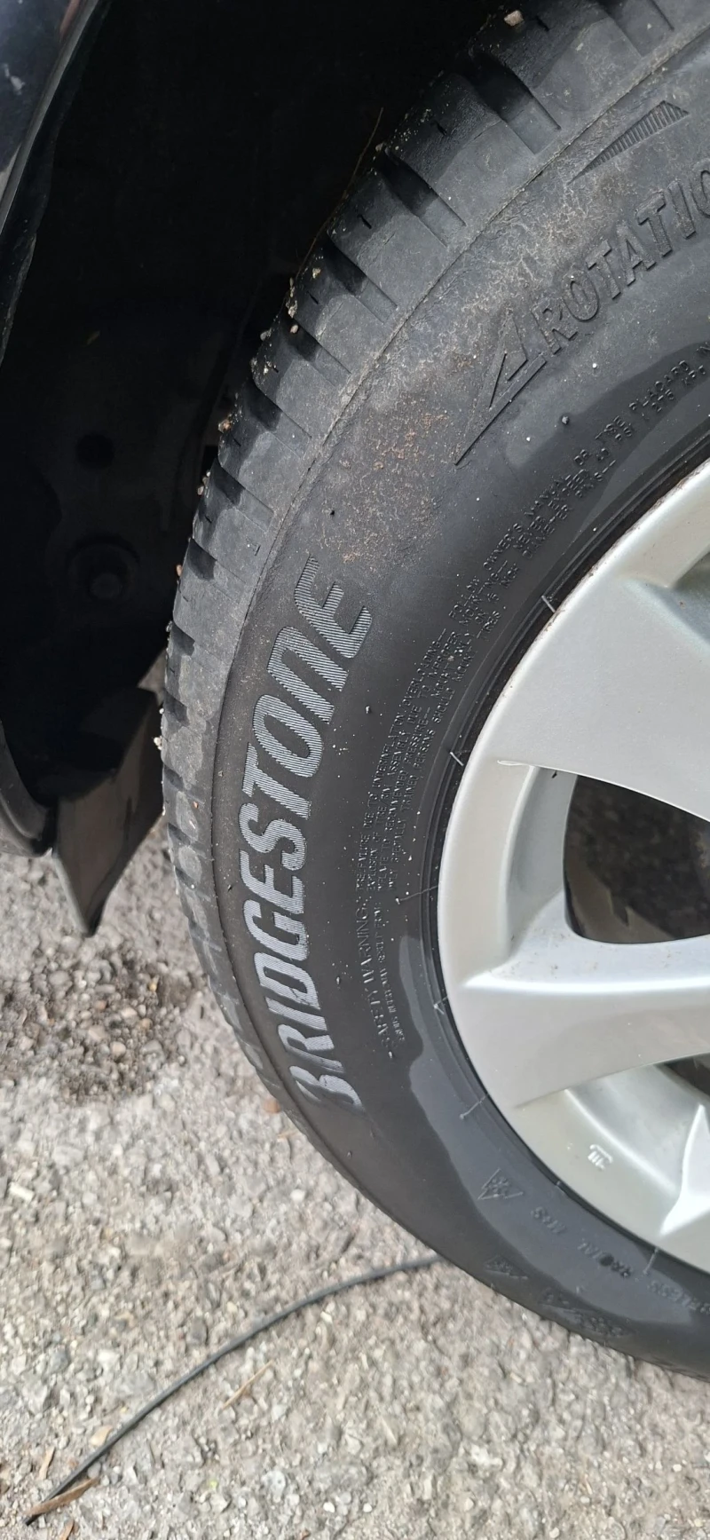 Toyota Yaris 1.3 vvti lpg, снимка 16 - Автомобили и джипове - 52809223