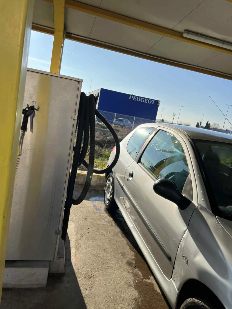 Peugeot 206, снимка 3 - Автомобили и джипове - 53006557