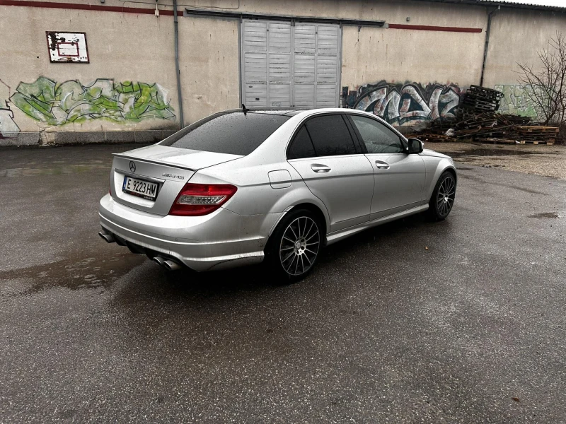 Mercedes-Benz C 300, снимка 4 - Автомобили и джипове - 53026560