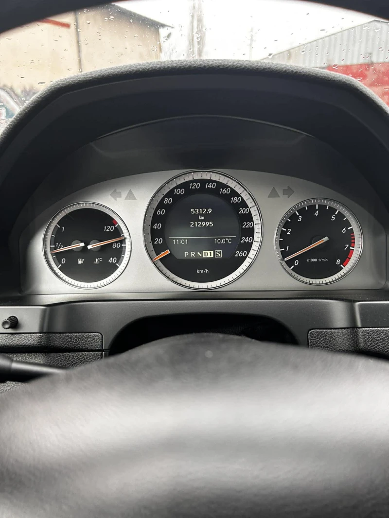 Mercedes-Benz C 300, снимка 5 - Автомобили и джипове - 53026560