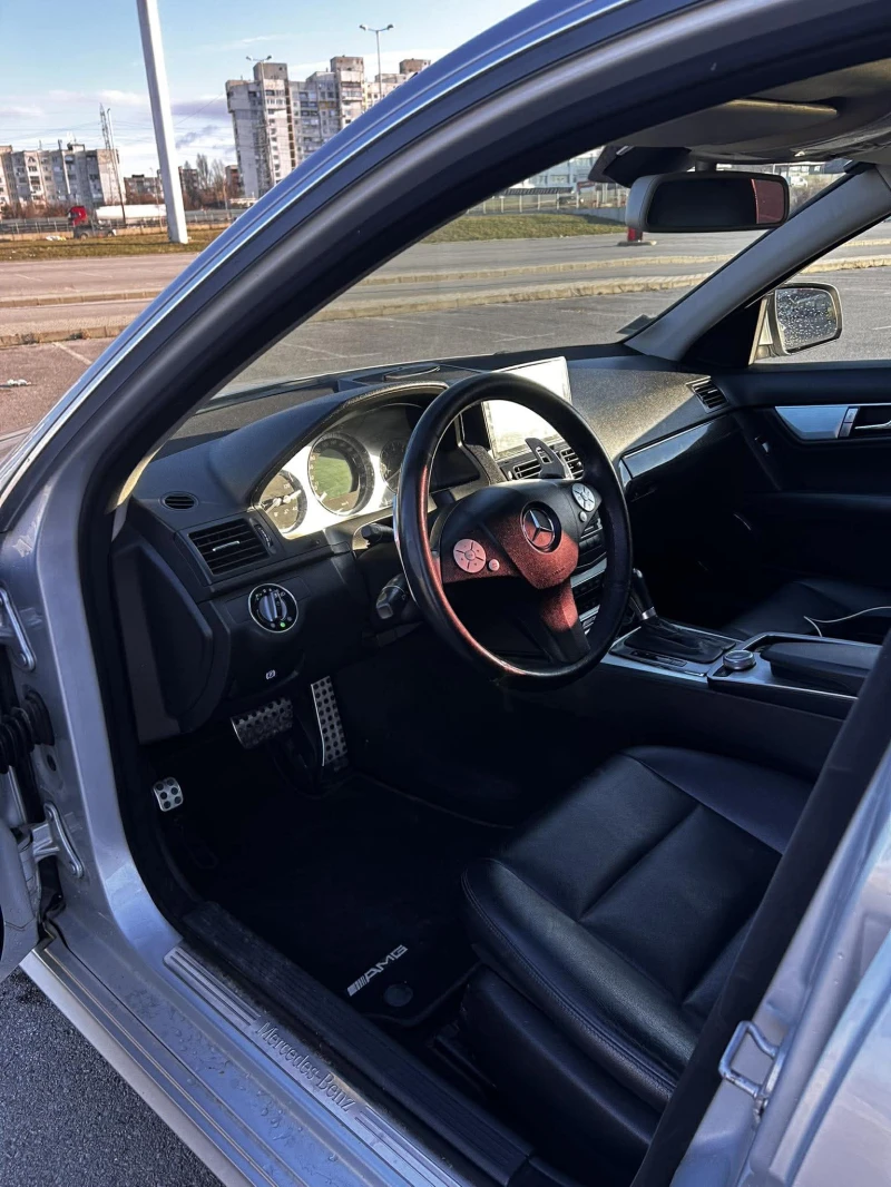 Mercedes-Benz C 300, снимка 6 - Автомобили и джипове - 53026560