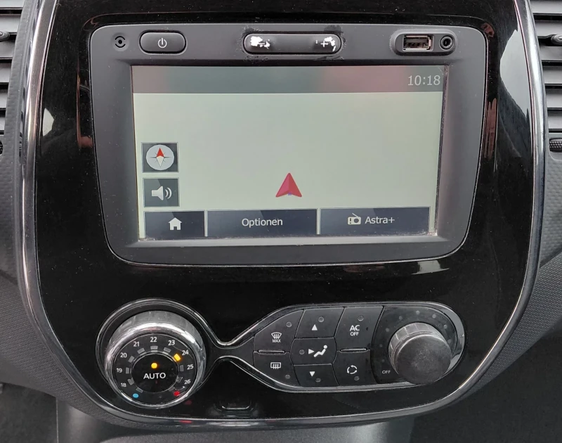 Renault Captur AUTOMAT, 1.5DCI, EURO 5, снимка 10 - Автомобили и джипове - 53382165