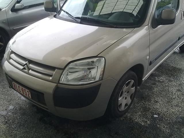 Citroen Berlingo 1.4 i /1.6 HDI/1.9D , снимка 8 - Автомобили и джипове - 11009693